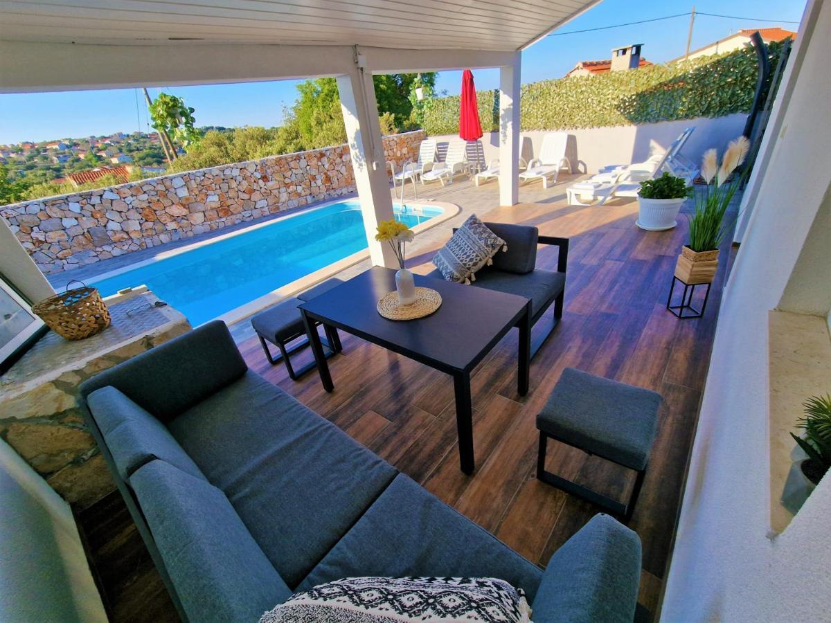 Anas Lagoon Holiday House With Pool At Azure Beach Drvenik Mali Exterior photo